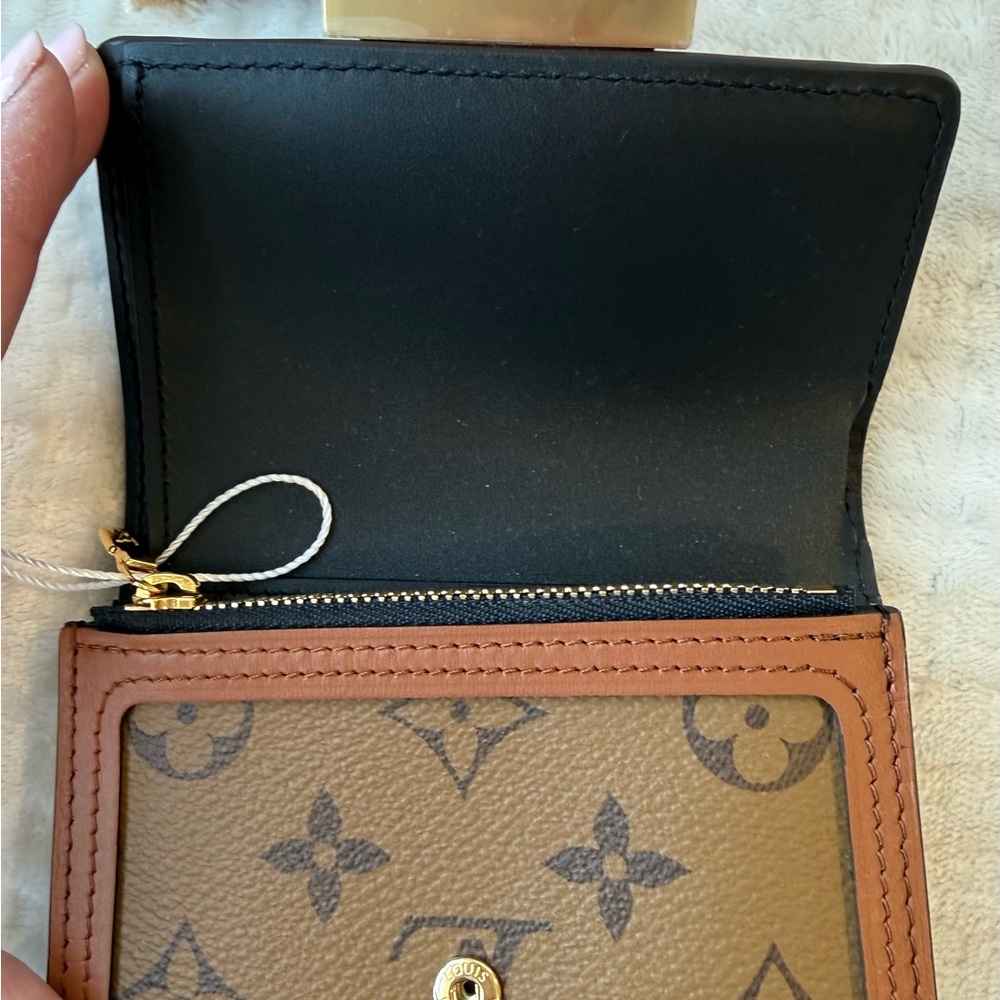 Brand new Louis Vuitton Dauphine Compact Wallet w box reverse monogram leather - Picture 3 of 16